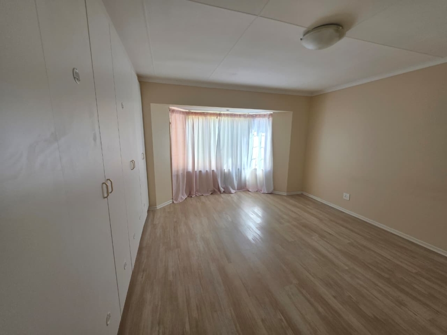 3 Bedroom Property for Sale in Groenvallei Western Cape